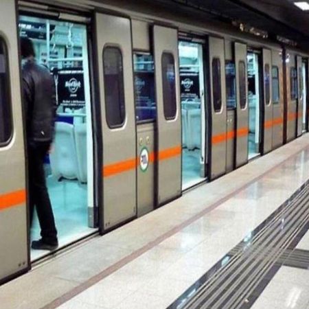 Athens 24-Hours Hostel #Athensairport #Latecheck-In #Privatetransportservice #Groups #Downtown Markópoulon Екстериор снимка